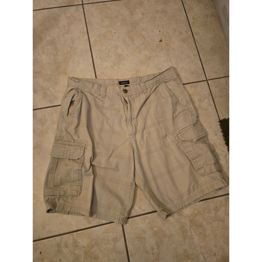 Van Heusen Mens Plaid Cargo Shorts Khaki Beige 100% Cotton Size 36 Multi Pocket